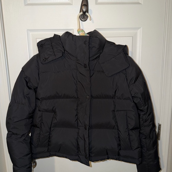 Lululemon Women’s Wunder Puff 600 Cropped Black Puffer Jacket - Picture 1 of 6